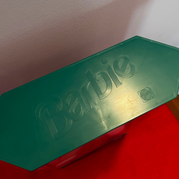 Holiday Barbie Vintage Bundle - NIB - Picture 4 of 14